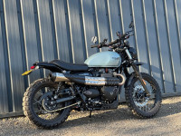 TRIUMPH Street Scrambler