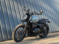 TRIUMPH Street Scrambler