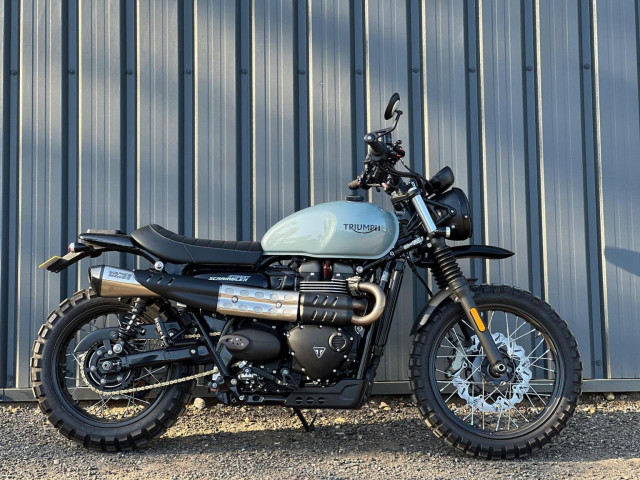 TRIUMPH Street Scrambler