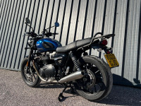 TRIUMPH Street Twin