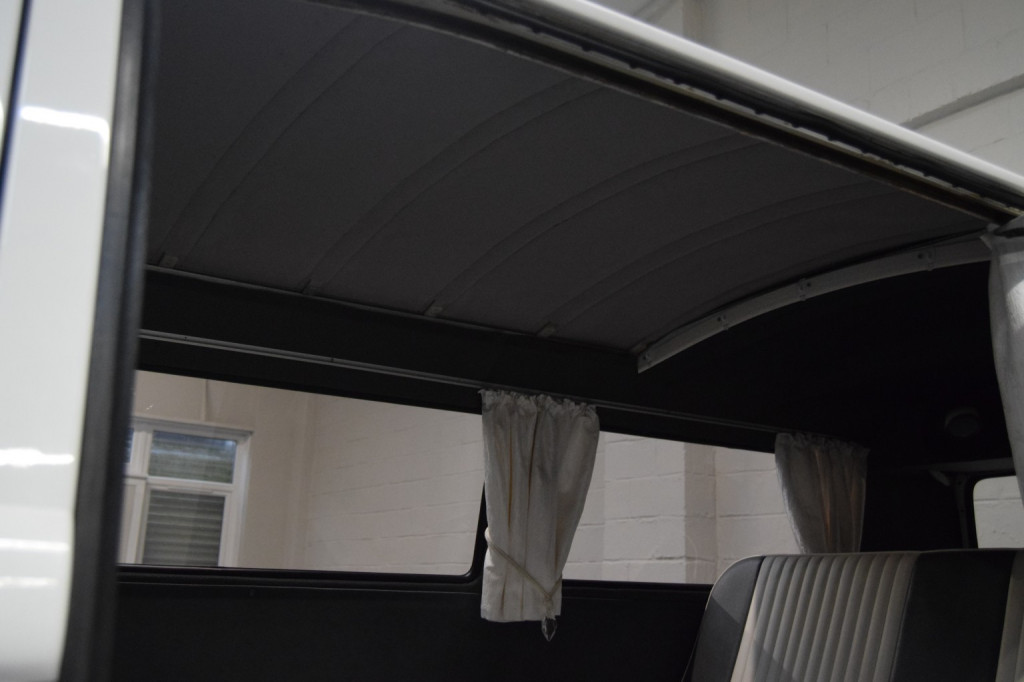 VOLKSWAGEN T2