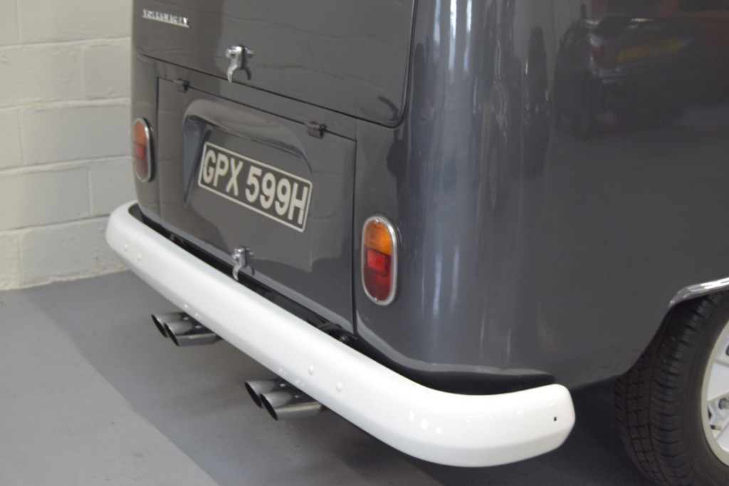 VOLKSWAGEN T2