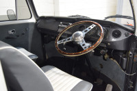VOLKSWAGEN T2