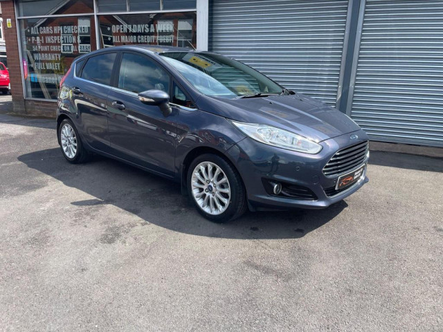 FORD FIESTA 1.0 T EcoBoost Titanium X