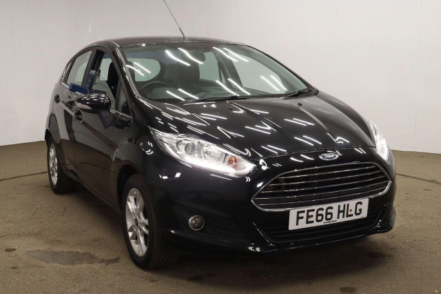 FORD FIESTA 1.0 T EcoBoost Zetec