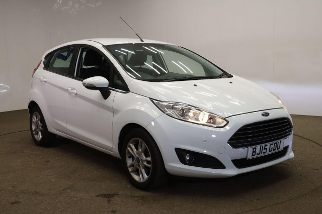 FORD FIESTA 1.0 T EcoBoost Zetec