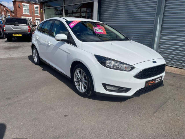FORD FOCUS 1.0 T EcoBoost Zetec