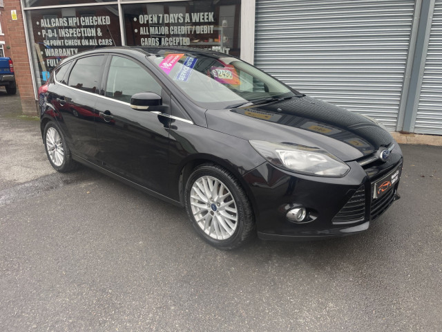 FORD FOCUS 1.0 T EcoBoost Zetec