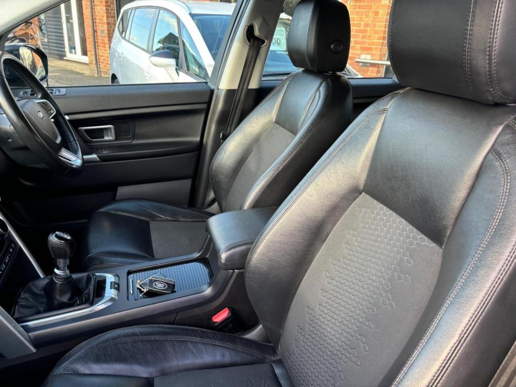 LAND ROVER DISCOVERY SPORT