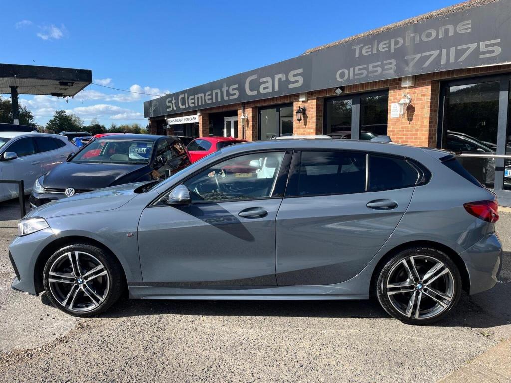 BMW 1 SERIES