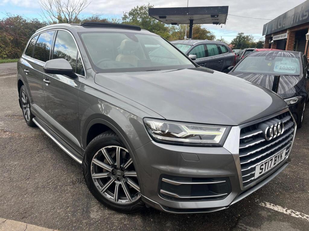 AUDI Q7