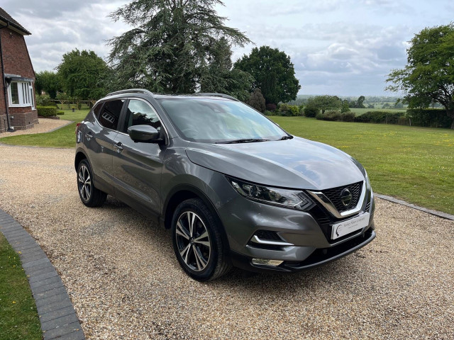 NISSAN QASHQAI 1.3 DIG-T N-Connecta