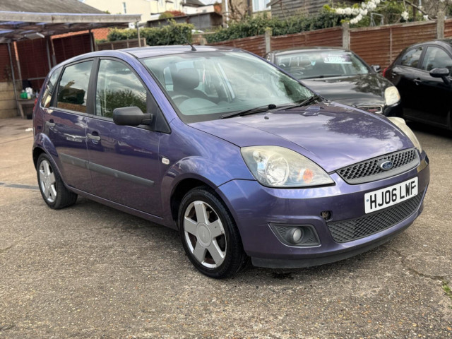 FORD FIESTA 1.4 Zetec