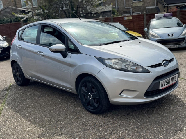 FORD FIESTA 1.4 TDCi Style +