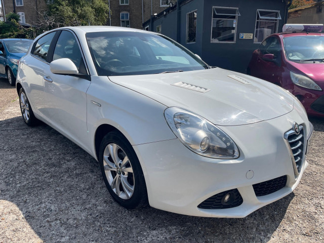 ALFA ROMEO GIULIETTA 1.6 JTDM-2 Lusso