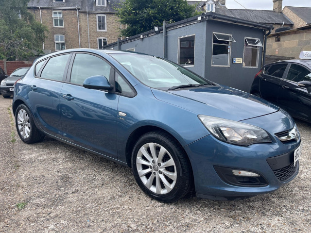 VAUXHALL ASTRA 1.7 CDTi Active