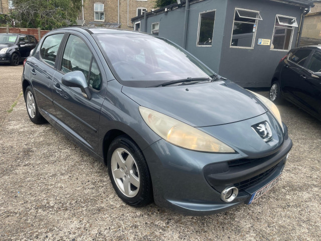 PEUGEOT 207 1.4 16v Sport