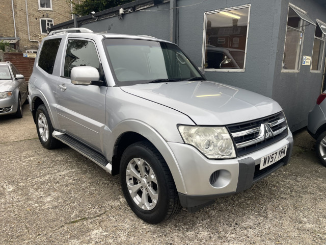 MITSUBISHI SHOGUN 3.2 DI-DC Equippe