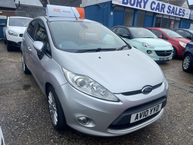FORD FIESTA 1.4 Titanium