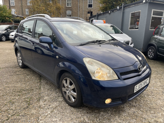 TOYOTA COROLLA VERSO 1.8 T Spirit