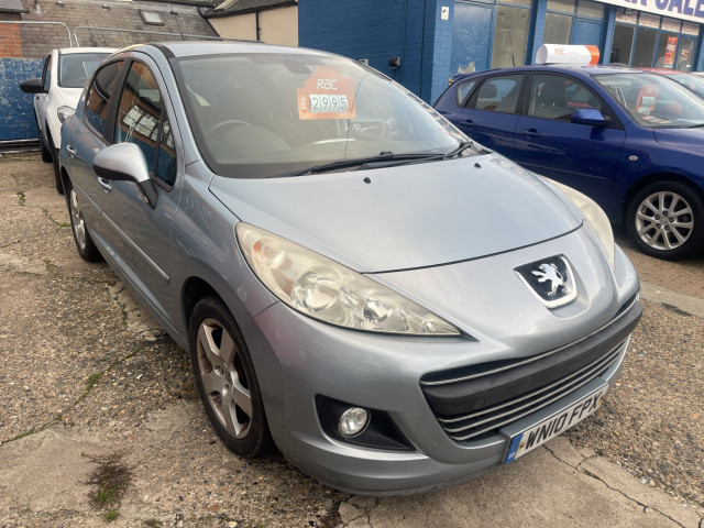 PEUGEOT 207 1.6 VTi Sport