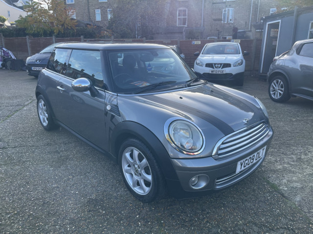 MINI HATCH 1.6 Cooper Graphite Hatch