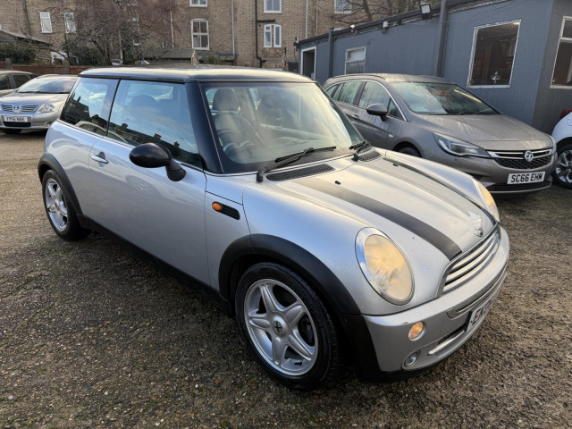 MINI HATCH 1.6 Cooper Hatch