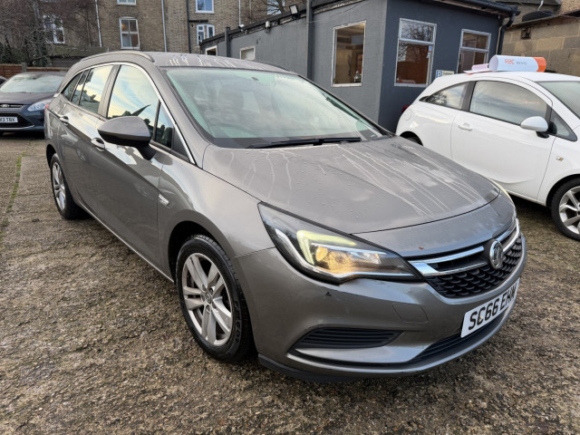 VAUXHALL ASTRA 1.6 CDTi ecoFLEX Design