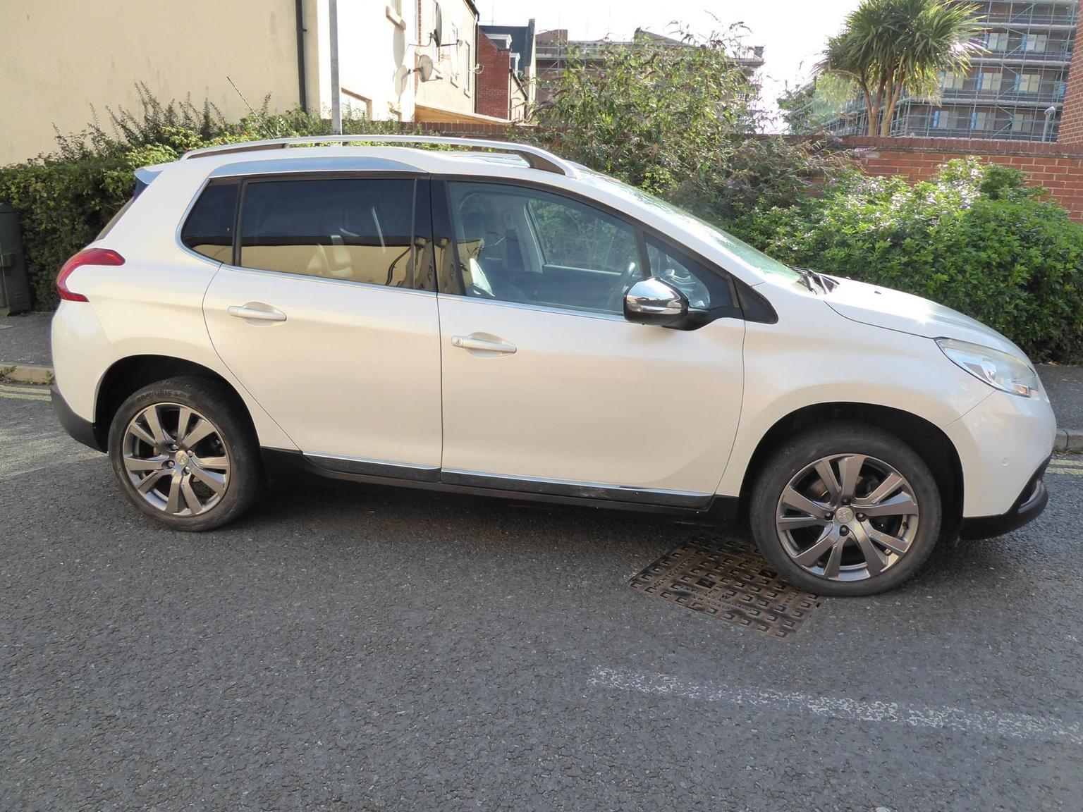 2016 Peugeot 2008 Crossover 1.2 PureTech Feline Mistral Ambience (110bhp)