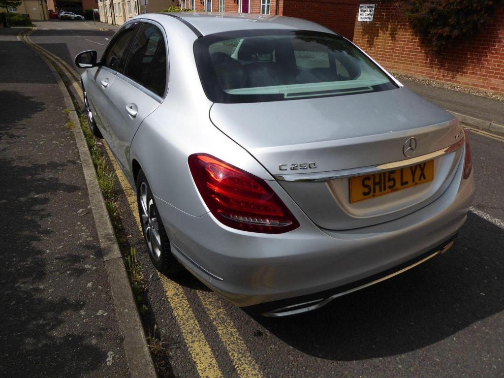 MERCEDES-BENZ C CLASS