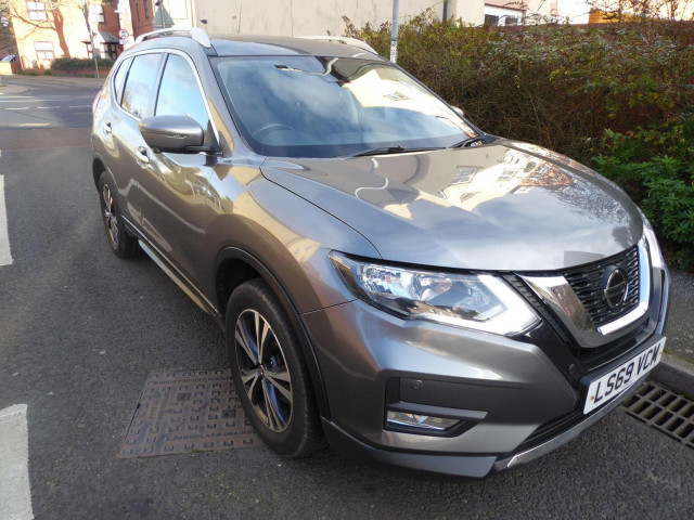 NISSAN X-TRAIL