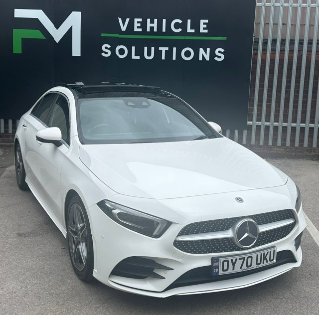MERCEDES-BENZ A CLASS 1.3 A200 AMG Line