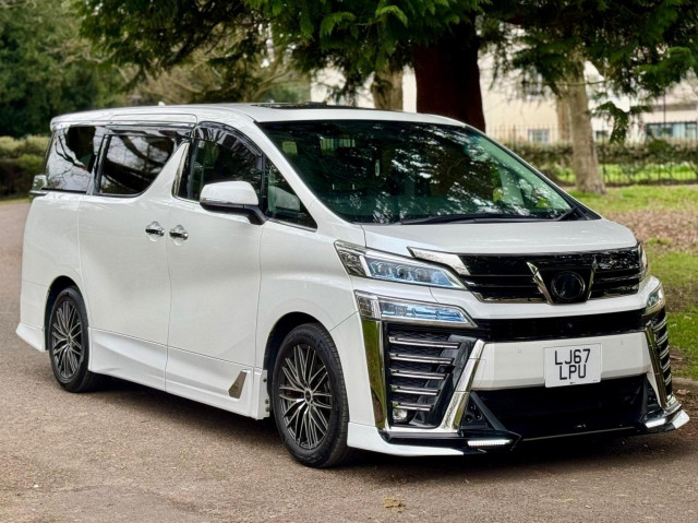TOYOTA VELLFIRE