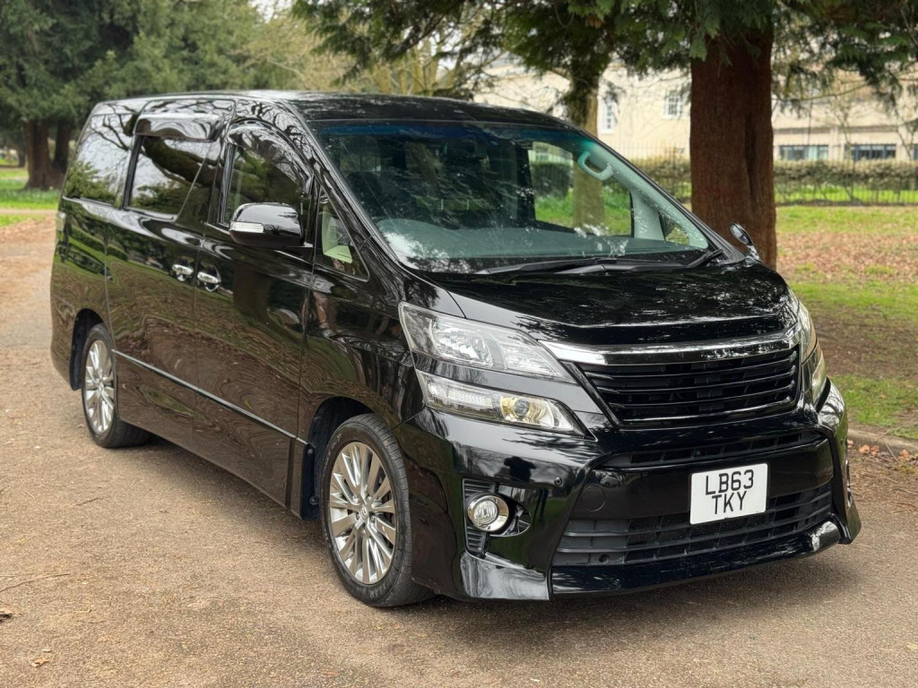 TOYOTA VELLFIRE