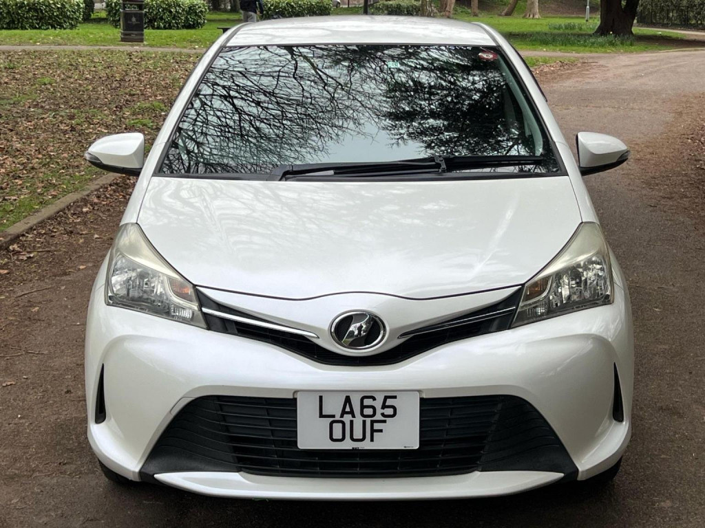 TOYOTA VITZ