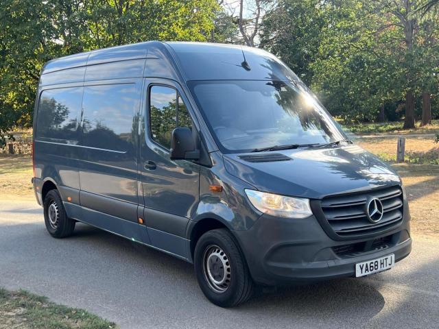 MERCEDES-BENZ SPRINTER