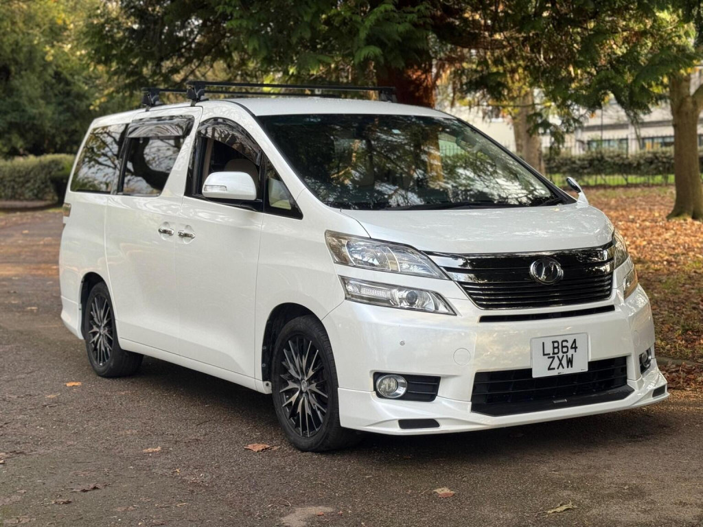 TOYOTA VELLFIRE