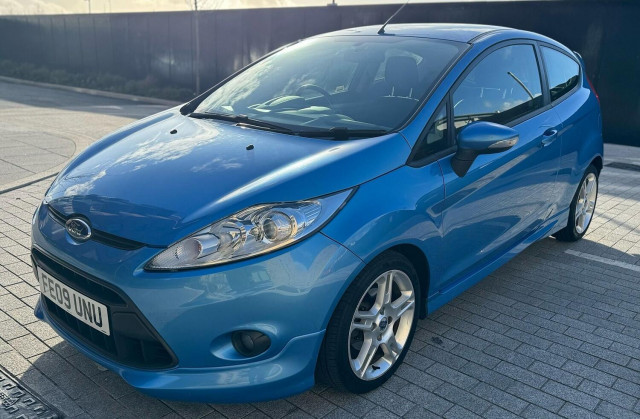 FORD FIESTA 1.6 Zetec S