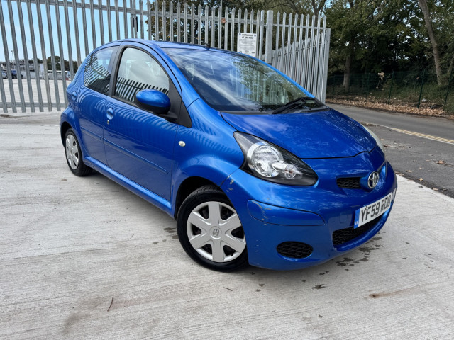 TOYOTA AYGO 1.0 VVT-i Blue