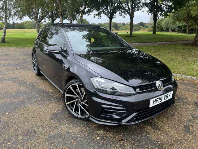 VOLKSWAGEN GOLF 2.0 TSI R