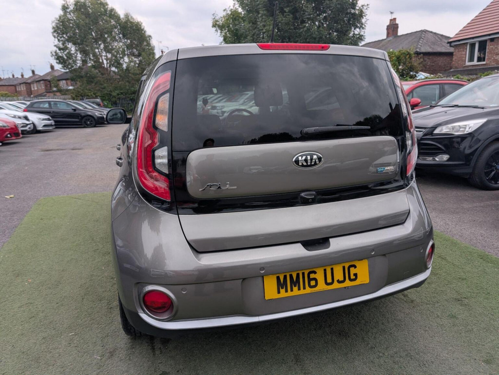 KIA SOUL