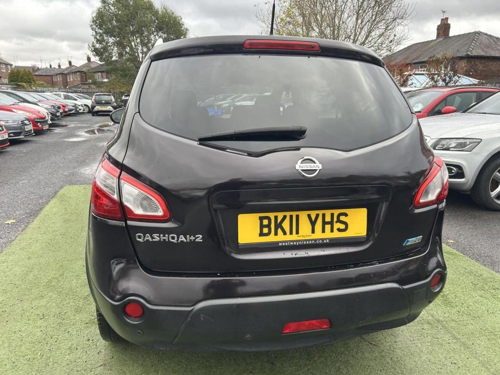 NISSAN QASHQAI+2