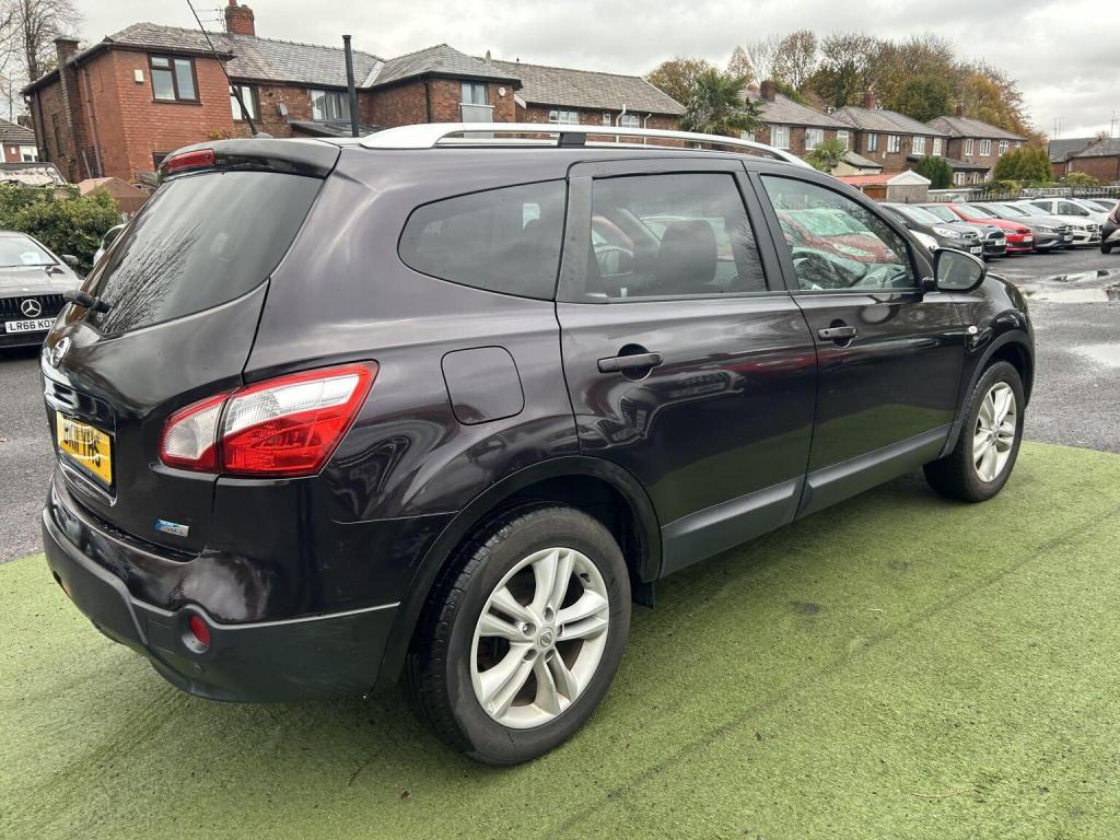 NISSAN QASHQAI+2
