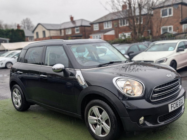 MINI COUNTRYMAN