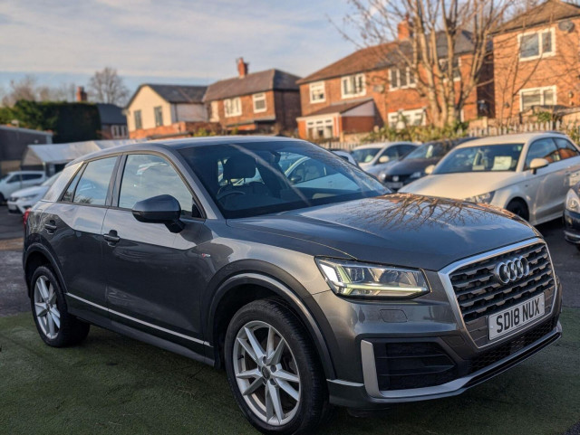 AUDI Q2