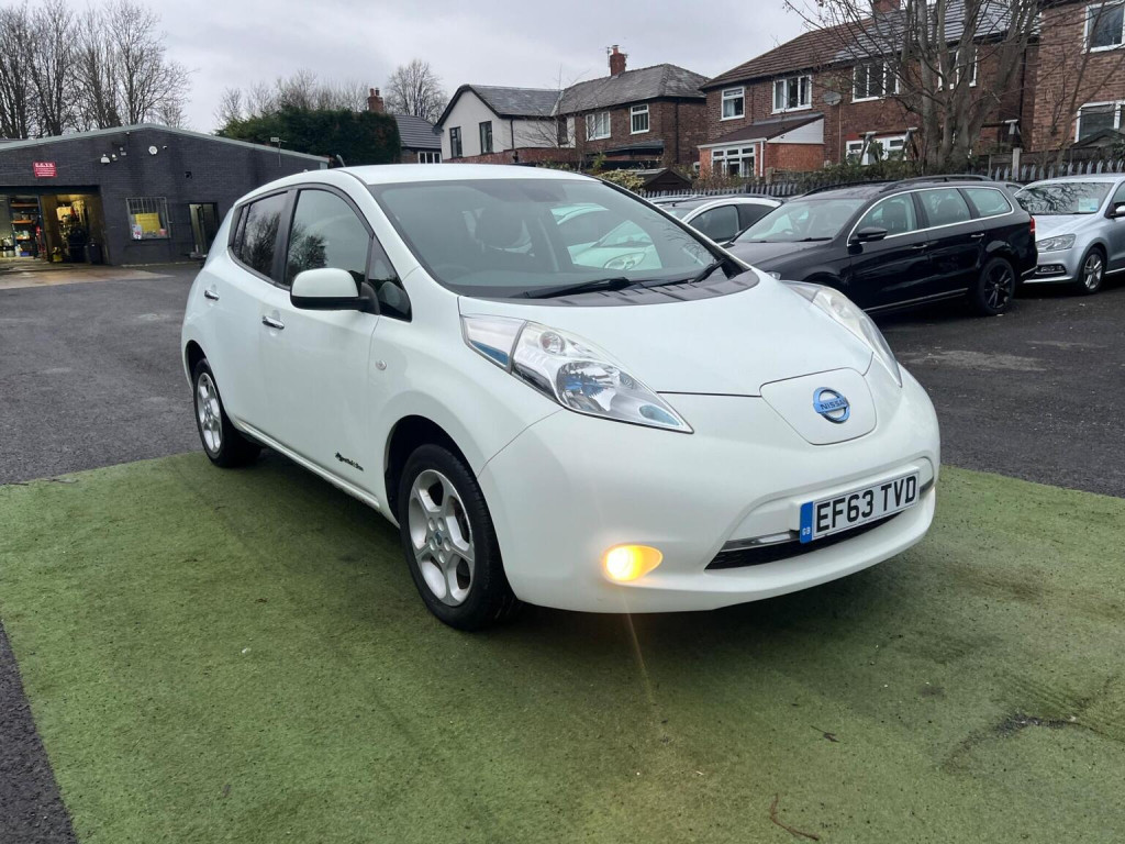 NISSAN LEAF