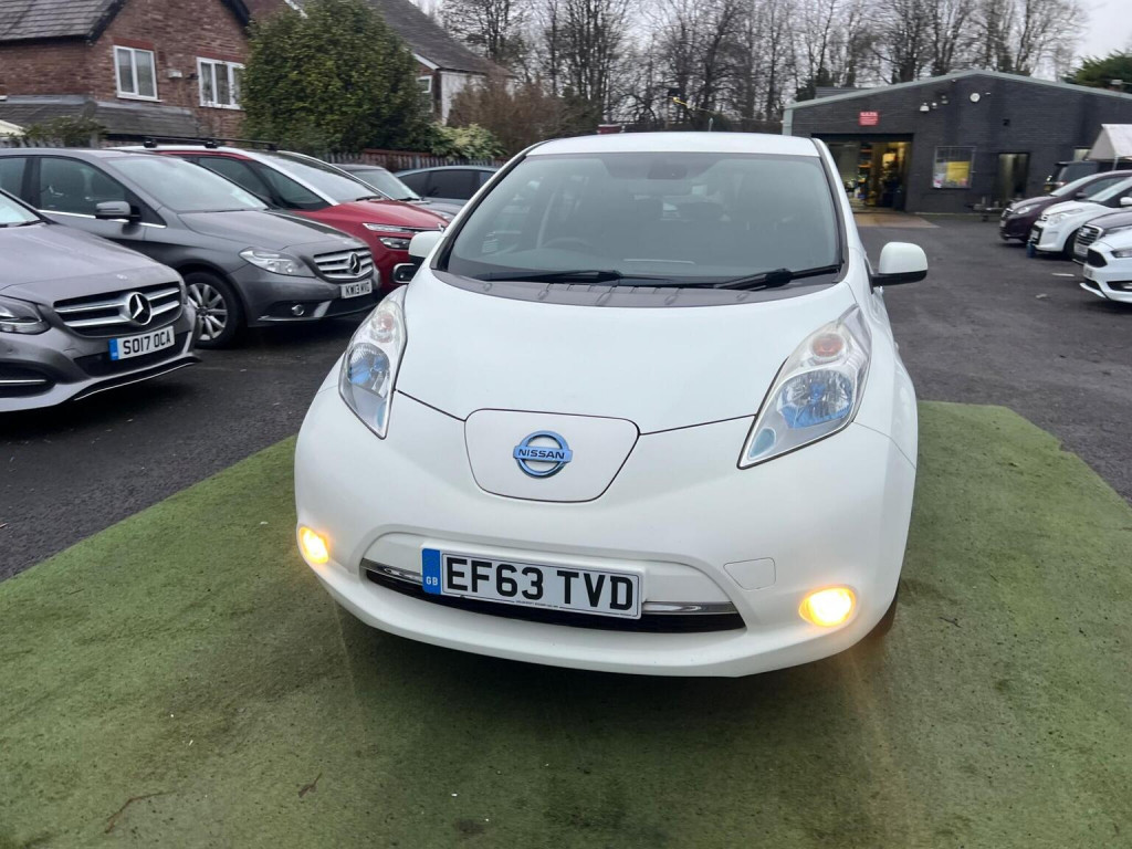 NISSAN LEAF