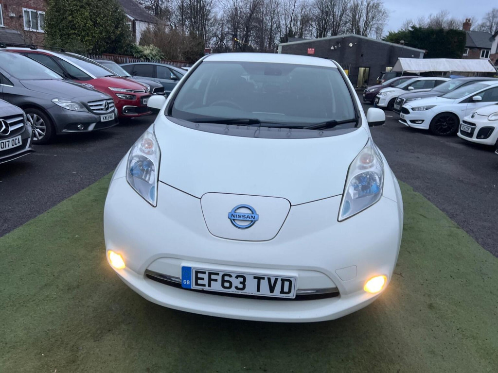 NISSAN LEAF