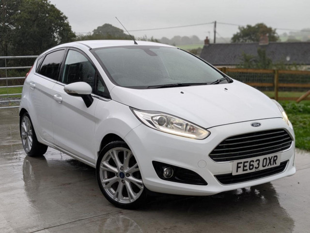 FORD FIESTA 1.0 T EcoBoost Titanium X