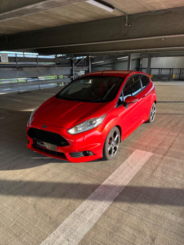 FORD FIESTA 1.6 T EcoBoost ST-2